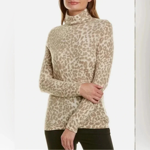 J.Mclaughlin Women’s Beige Brown Animal Print Mock‎ Neck Sweater Small Size NWOT - Picture 1 of 8